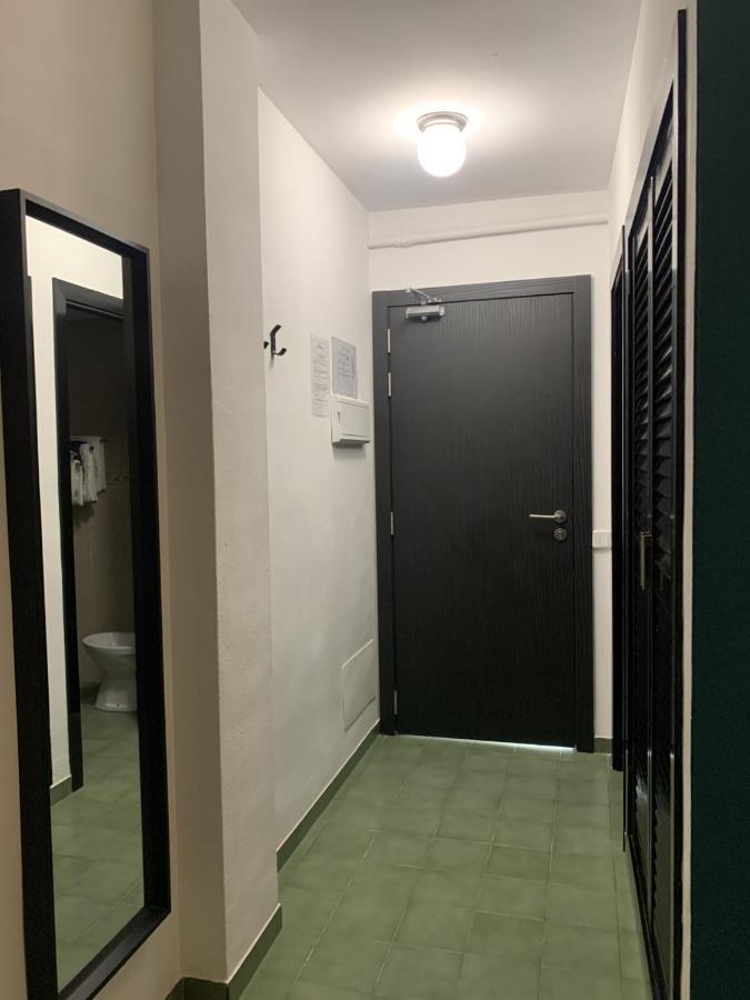 מגאלוף Coconut Apartments - Adults Only מראה חיצוני תמונה