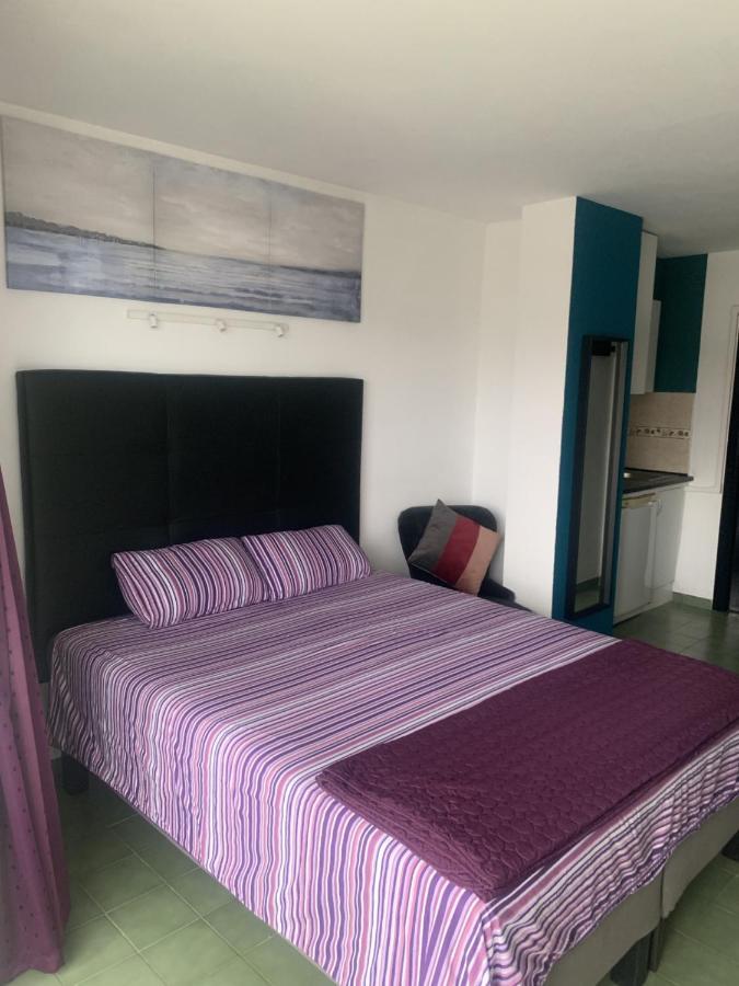 מגאלוף Coconut Apartments - Adults Only מראה חיצוני תמונה