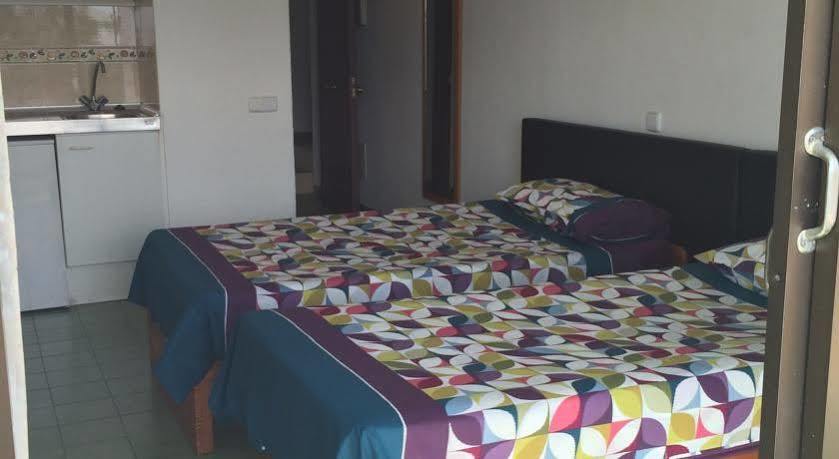 מגאלוף Coconut Apartments - Adults Only מראה חיצוני תמונה