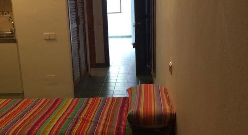 מגאלוף Coconut Apartments - Adults Only מראה חיצוני תמונה